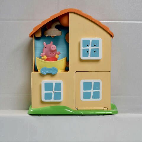 Peppa Pig Peppa'nın Banyo Oyun Evi Seti