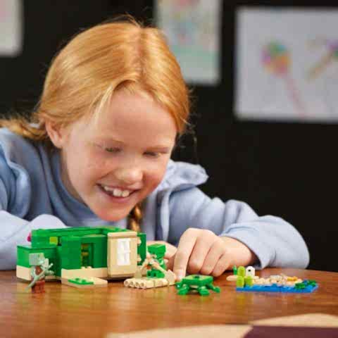 LEGO® Minecraft® Kaplumbağa Plaj Evi 21254