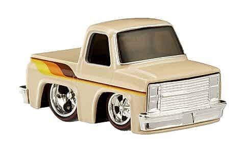 CarTuned S3 1987 Chevy C10 - Krem Rengi Custom Araba