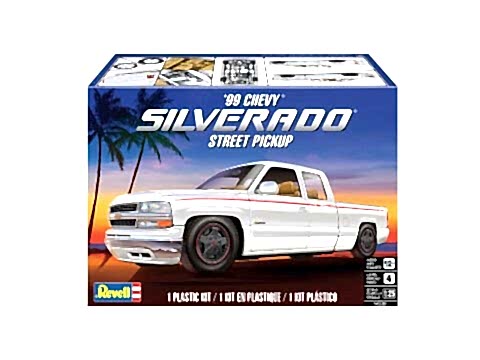 Revell 1999 Chevy® Silverado® Street Pickup