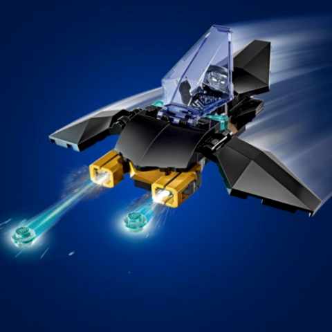 LEGO® Marvel Iron Man Arabası ile Black Panther, Red Hulk’a Karşı İnşa Edilebilen Oyun Seti 76310