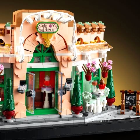 LEGO® Fransız Kafe 10362