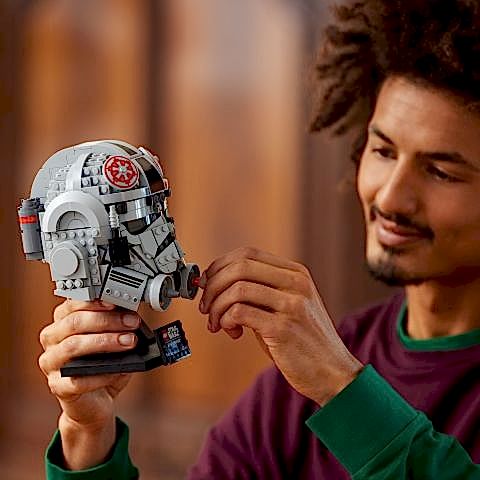 LEGO® AT-AT Sürücüsü Kaskı 75429